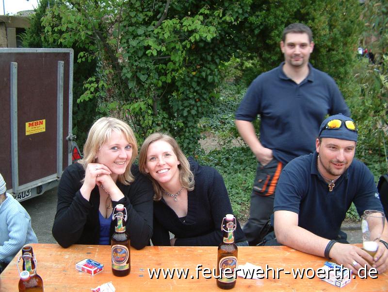 2010.04.30 Maibaumaufstellung (26).JPG